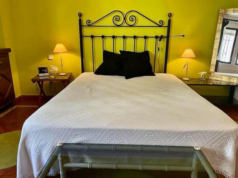 Hermosa Casita De Pueblo Con Piscina En Benahavís Екстериор снимка